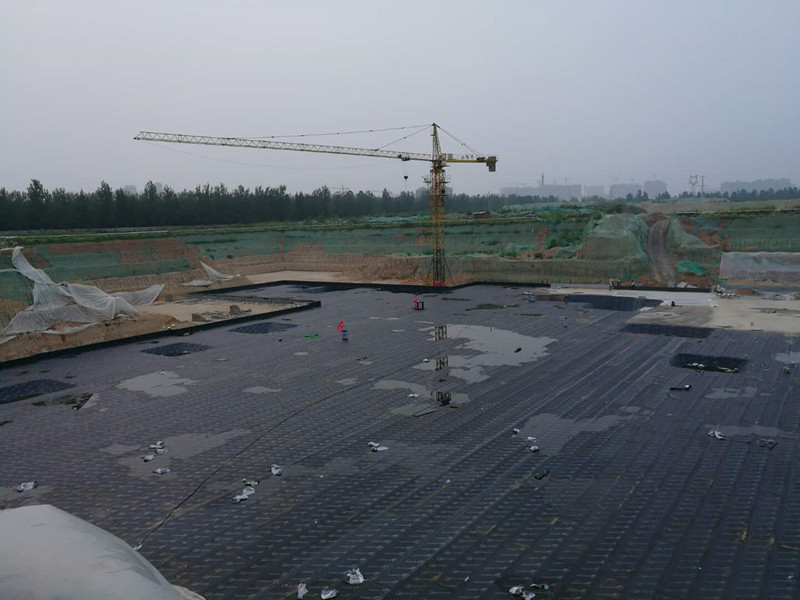 中关村健康科技产业园项目基础施工现场